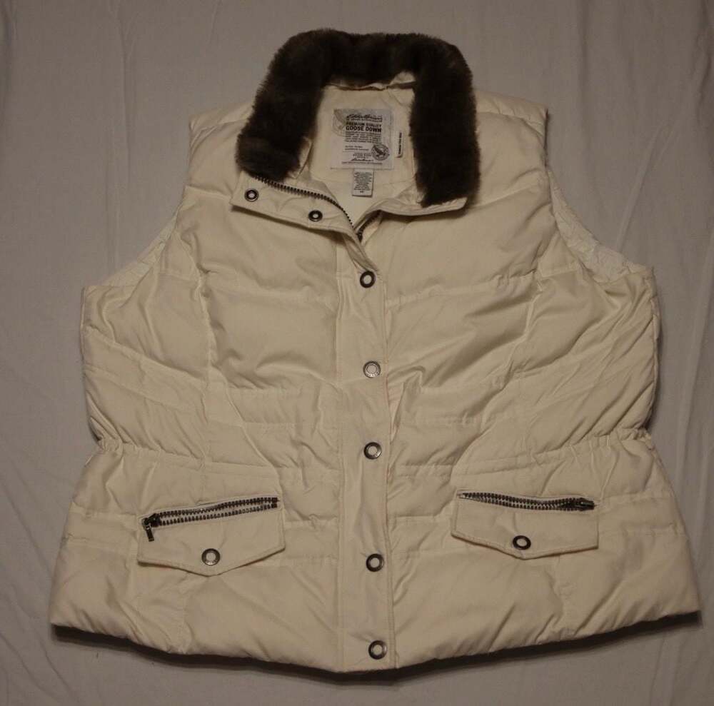 Eddie Bauer Women's 700 Fill Power Premium Goose Down Quilted Puffer Vest